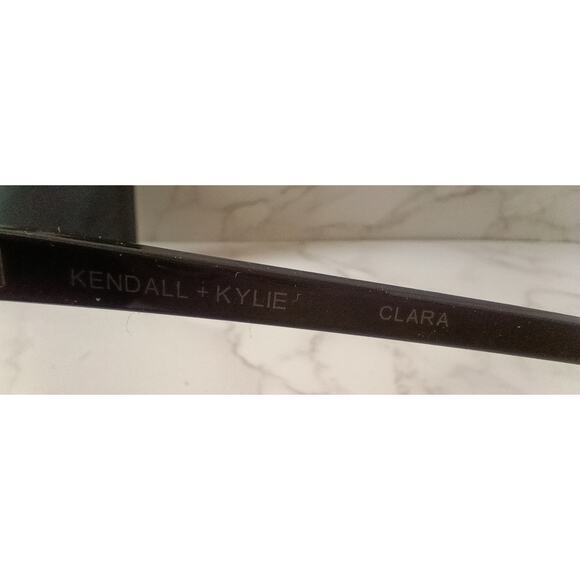 KENDALL + KYLIE "Clara" Black Oversized Womens Cat Eye Sunglasses - NEW - Picture 5 of 7
